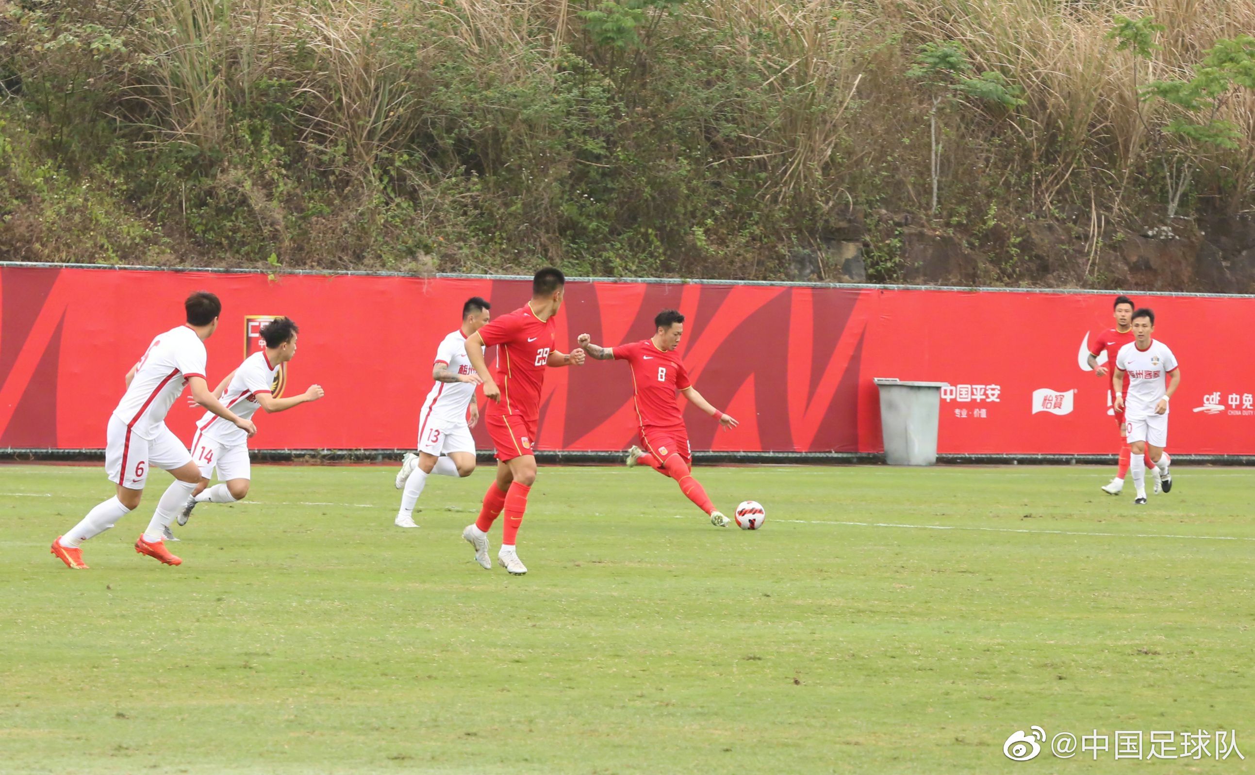 04:00西甲 巴塞罗那 VS 马德里竞技 同分对决，两大豪门谁能拿下重要三分？！